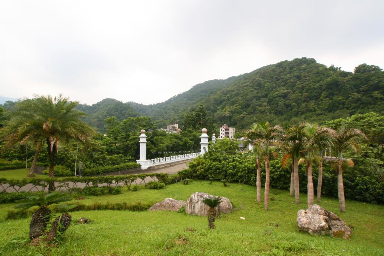 Life Leisure Resort Guanxi Esterno foto